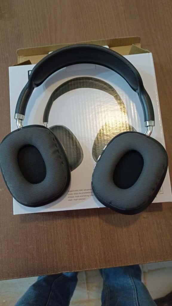 P9 Pro Max Wireless Over - Ear headphones.